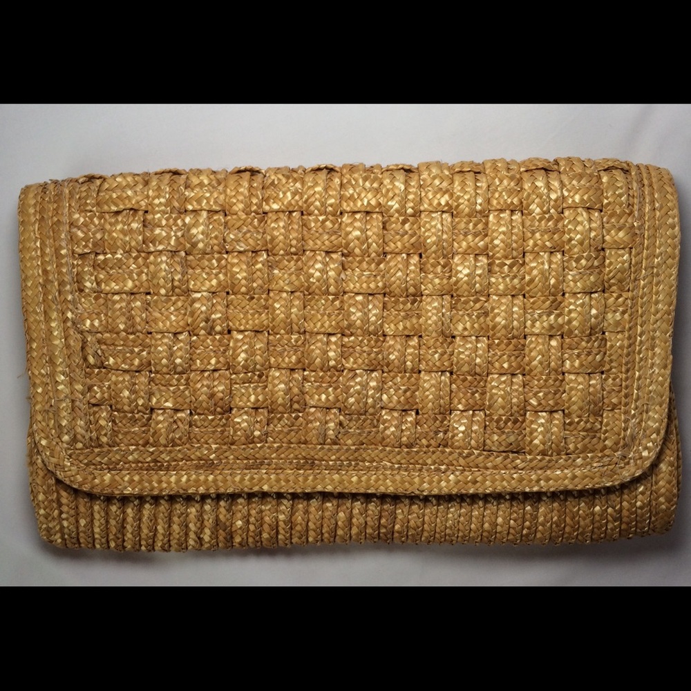 Woven wicker clutch